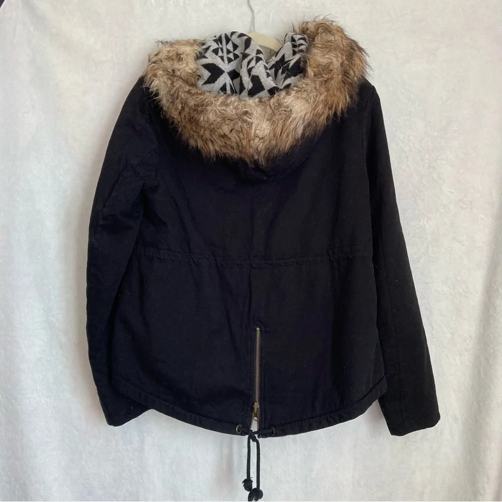 Reversible BB Dakota Jacket, Large - Picture 2 of 4